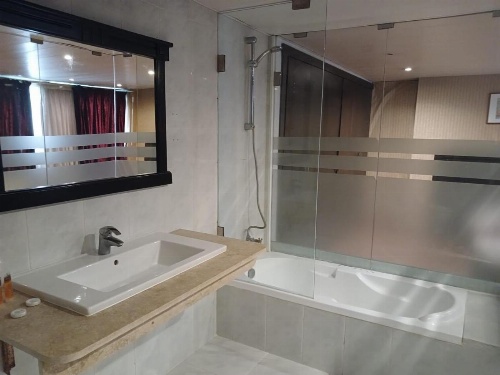 Ceasars Park Hotel image 21