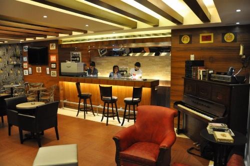 Ceasars Park Hotel image 26