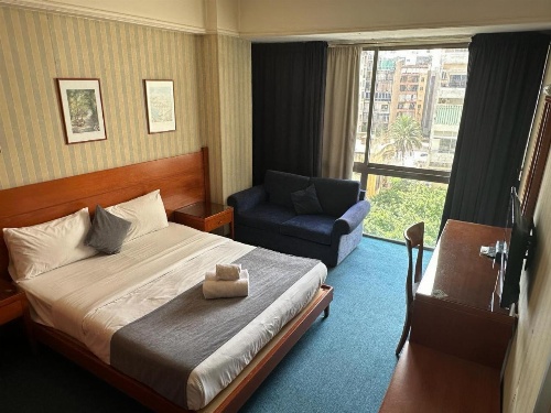 Ceasars Park Hotel image 1