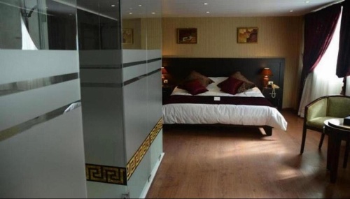 Ceasars Park Hotel image 30